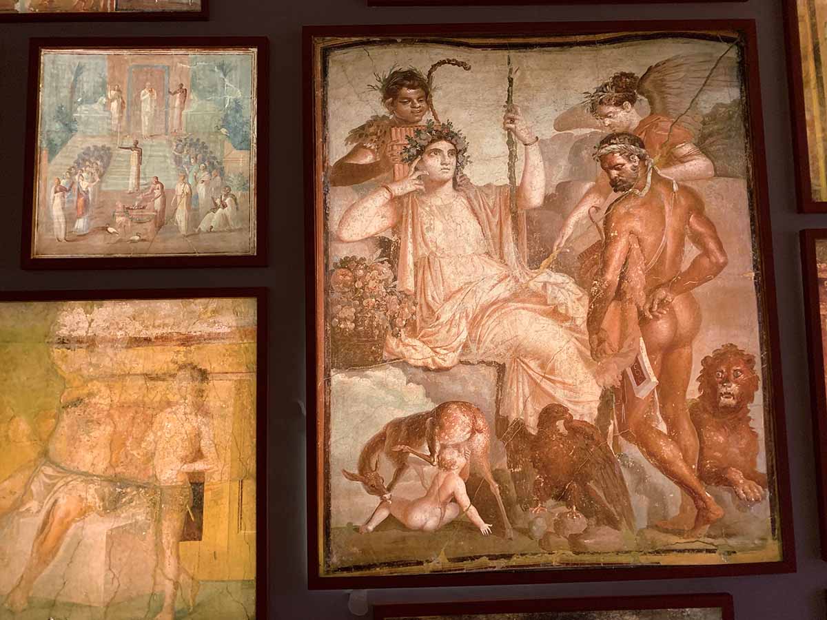 Un prezioso affresco romano antico, tra i reperti inestimabili custoditi nel Museo Ercolanese della Reggia
